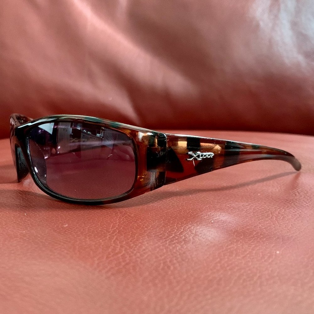 "X Loop"  turbo wrap sunglasses